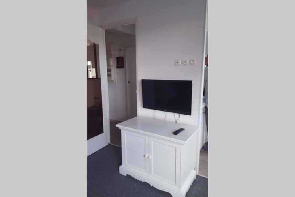 Duplex 1 Station Tramway Aeroport Paris-Orly Apartment อติส-มงส์ ภายนอก รูปภาพ